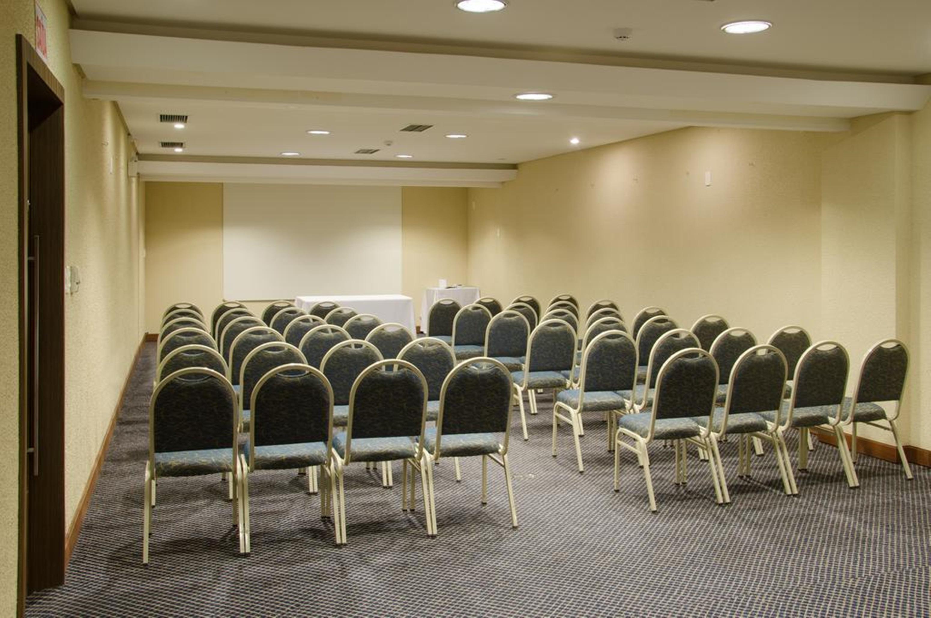 Hotel Plaza Camboriu 4*