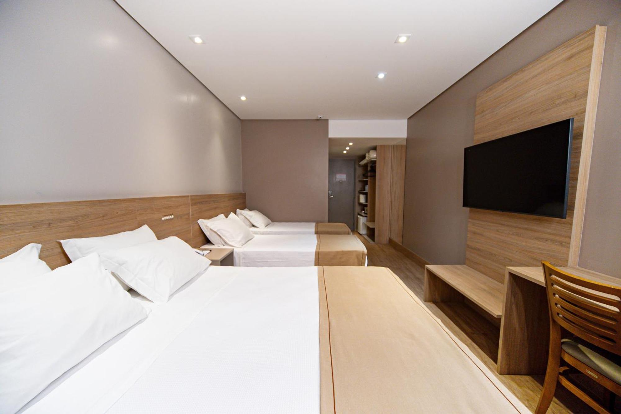 Hotel Plaza Camboriu 4*